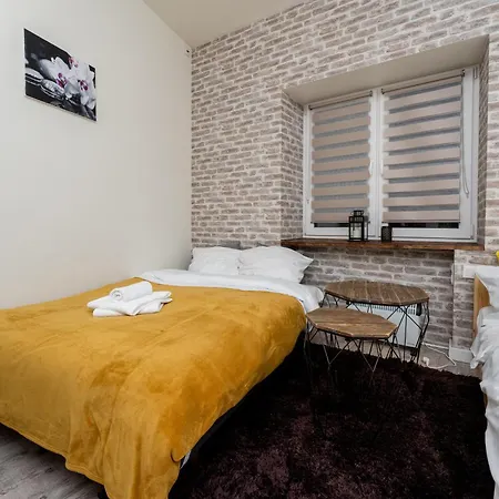 Cracow Downtown Comfort By Bookinghost קרקוב