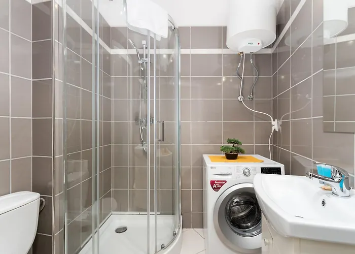 Cracow Downtown Comfort By Bookinghost Appartement