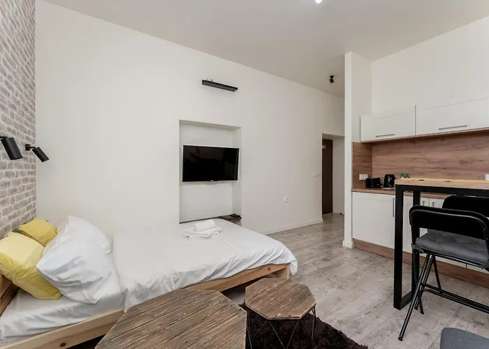 Cracow Downtown Comfort By Bookinghost Apartman