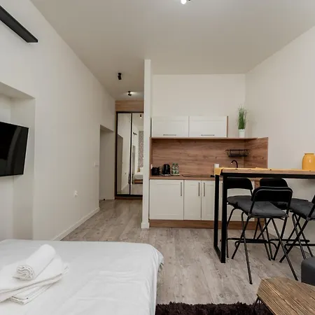 Cracow Downtown Comfort By Bookinghost